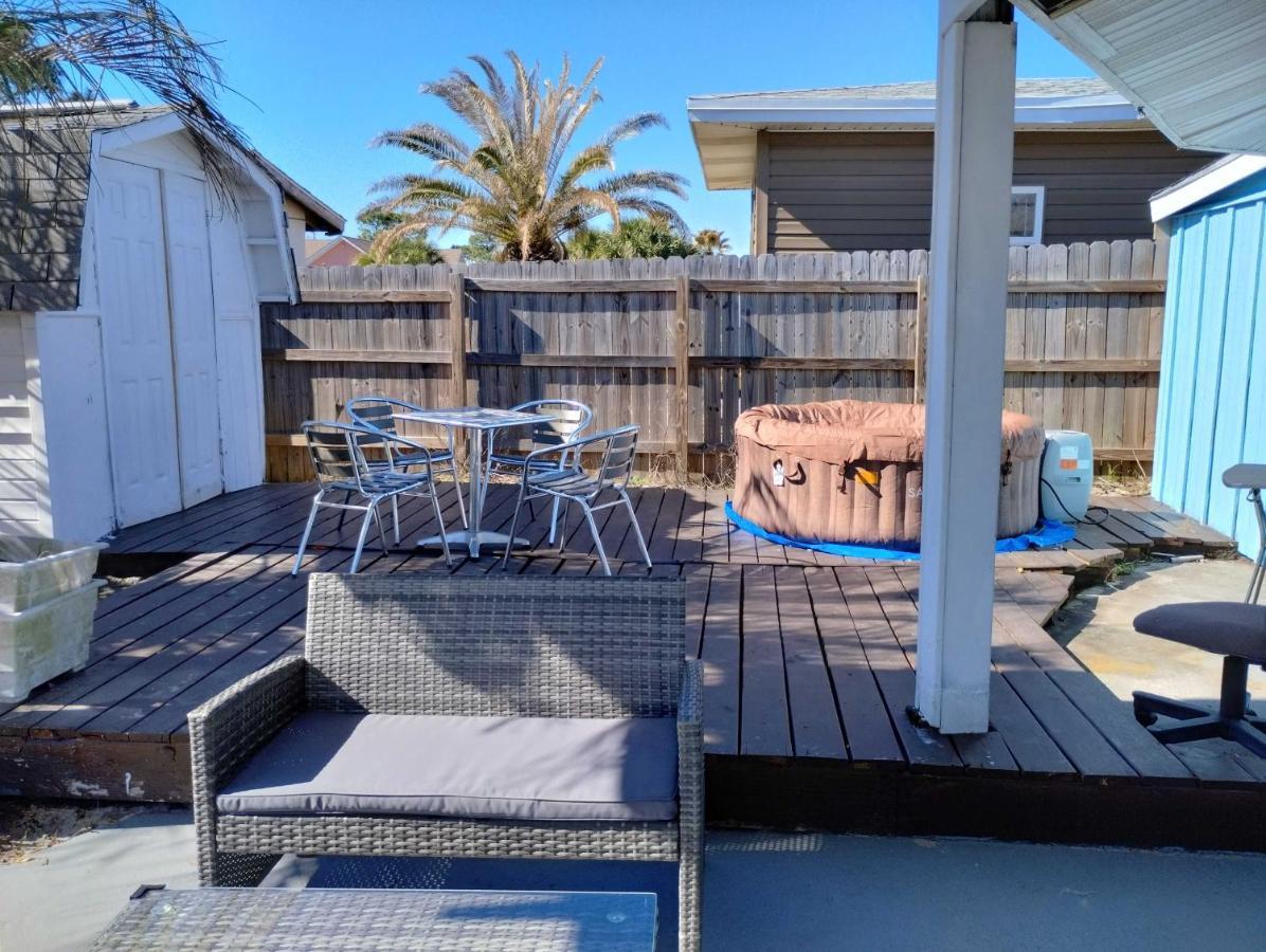 Peaceful Lydia Hide-O-Way - Unwind Near Beach, Breakfast, Spa & Go-Karts! Panama City Beach Kültér fotó